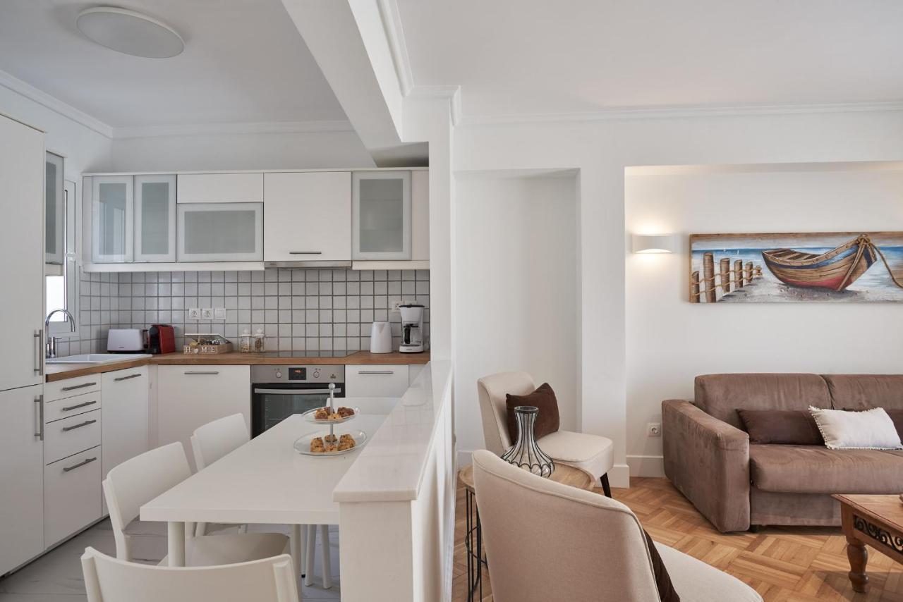 Marvelous N Bright Apt Next To Megaro Mousikis Atena Exterior foto