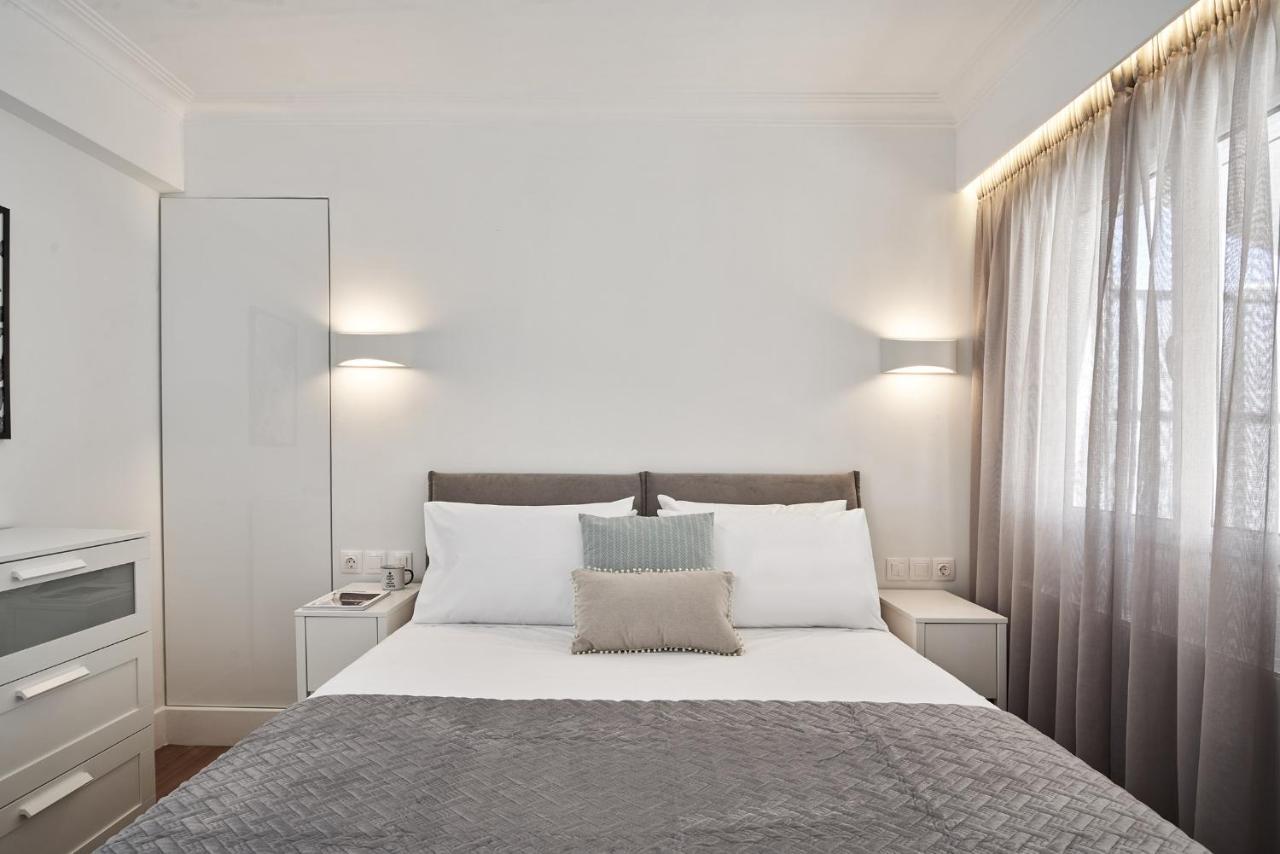Marvelous N Bright Apt Next To Megaro Mousikis Atena Exterior foto